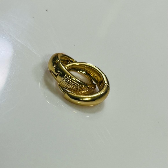 Rose gold / gold /silver plated women’s earring hoops - Picture 1 of 7